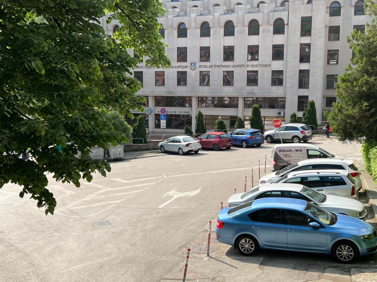 Top Center Apartment In Veliko Tarnovo Exterior foto